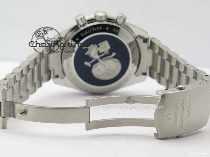 0516 Efficient Speedmaster JHF SS Snoopy Award 45th Anniversary White dial On SS Bracelet 8239